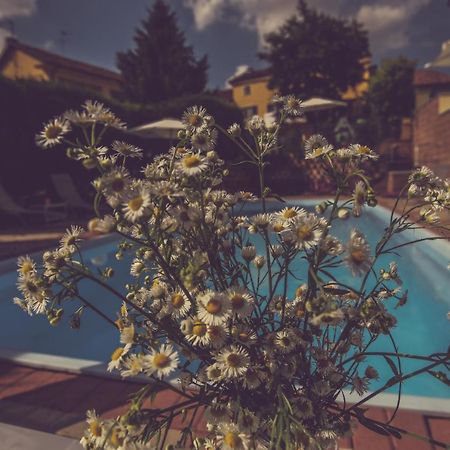 Agriturismo I Suri Asti Eksteriør bilde