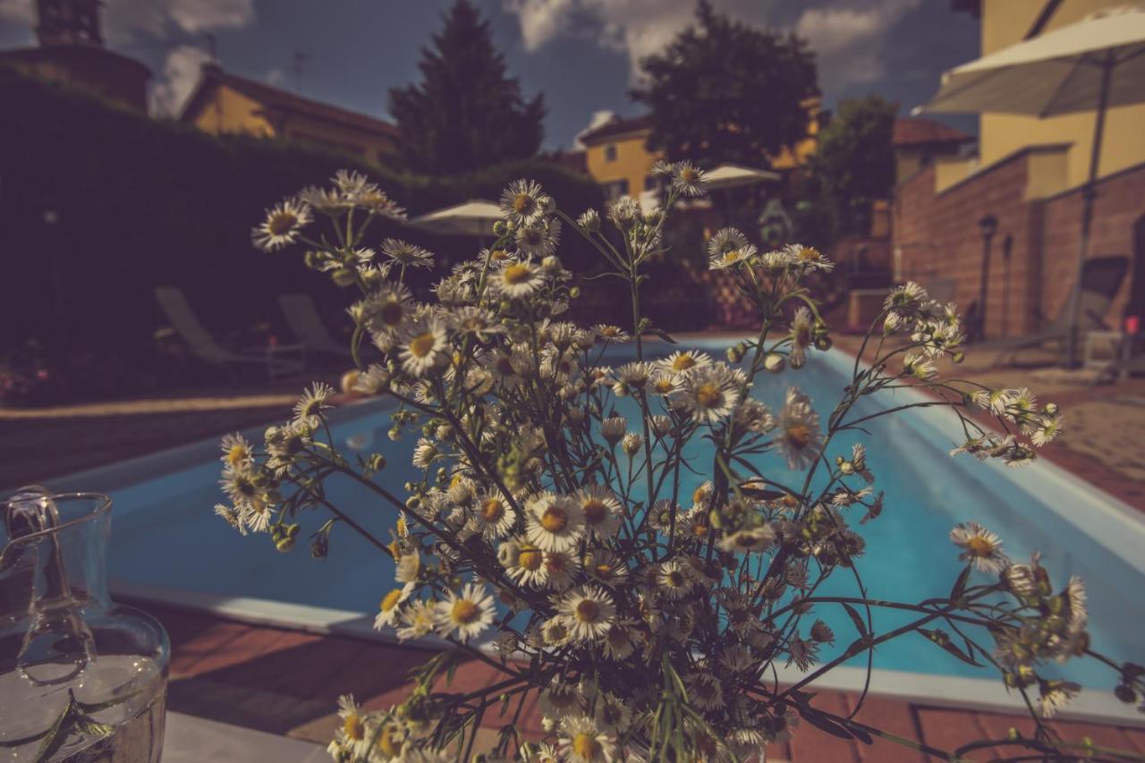 Agriturismo I Suri Asti Eksteriør bilde
