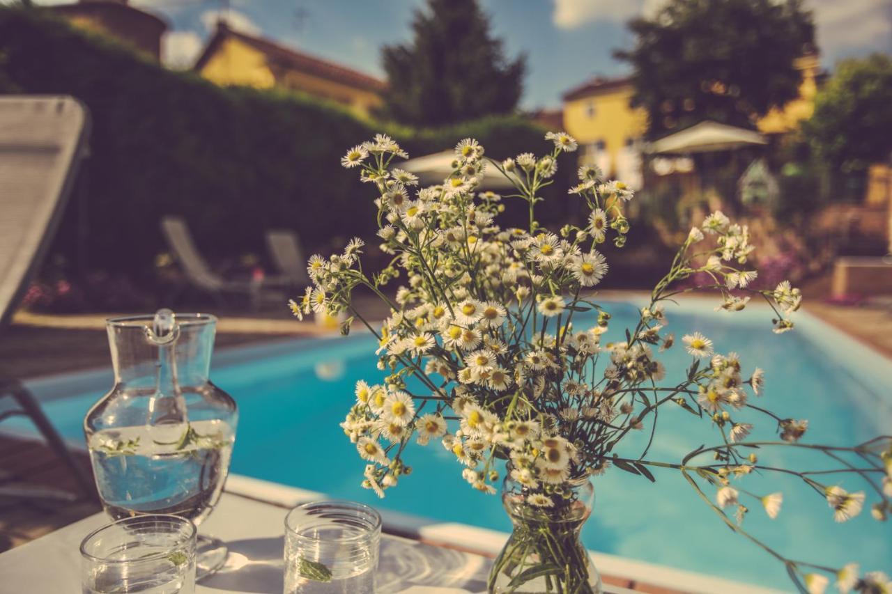 Agriturismo I Suri Asti Eksteriør bilde