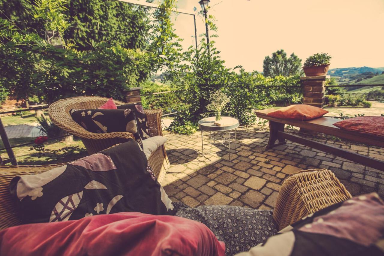 Agriturismo I Suri Asti Eksteriør bilde